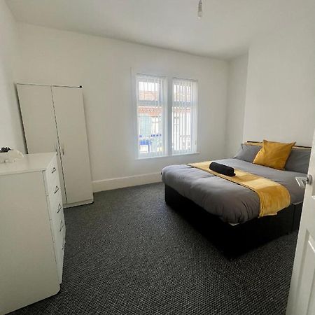 Spacious 3 Bed - Efc Stays Liverpool Buitenkant foto