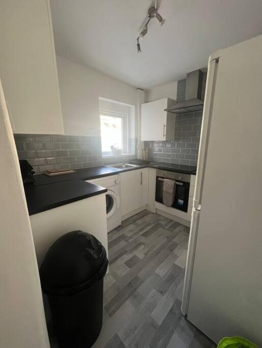 Spacious 3 Bed - Efc Stays Liverpool Buitenkant foto